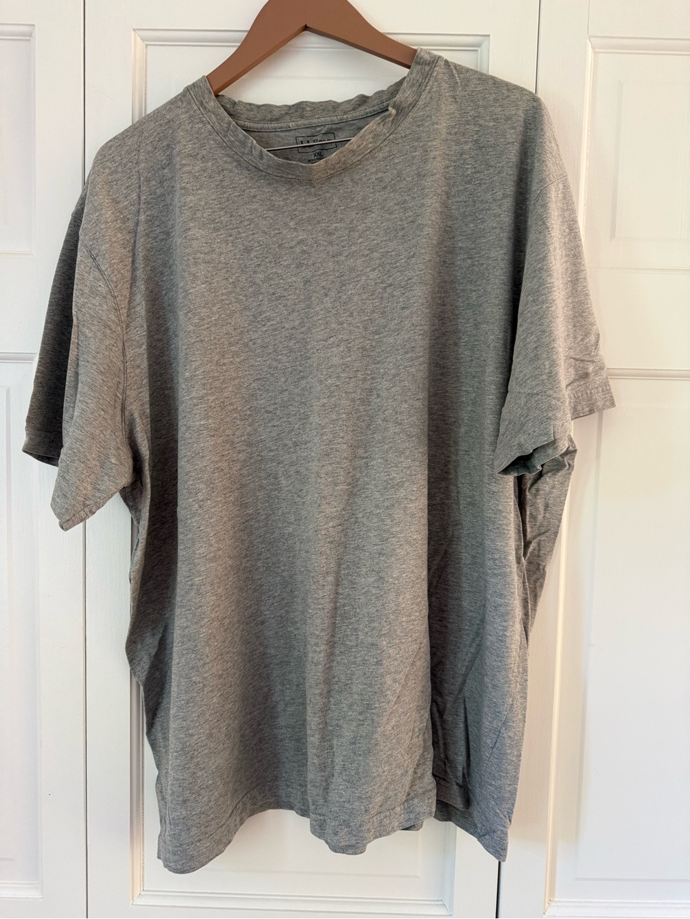LL Bean Classic Men's Crew Neck T-Shirt - Grey